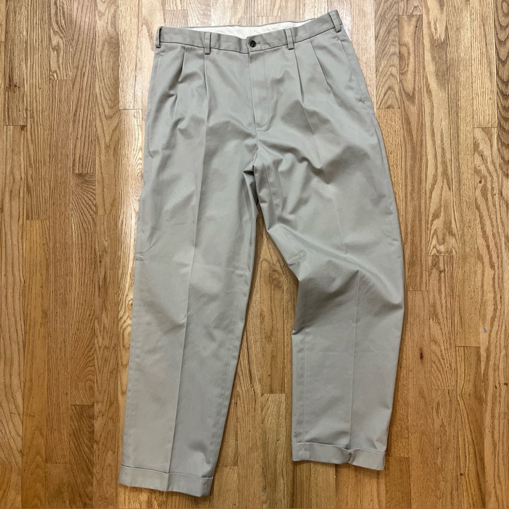 Brooks Brothers Advantage Chino Eliott Mens Khaki’s 38x32”. 100% Cotton. Mint